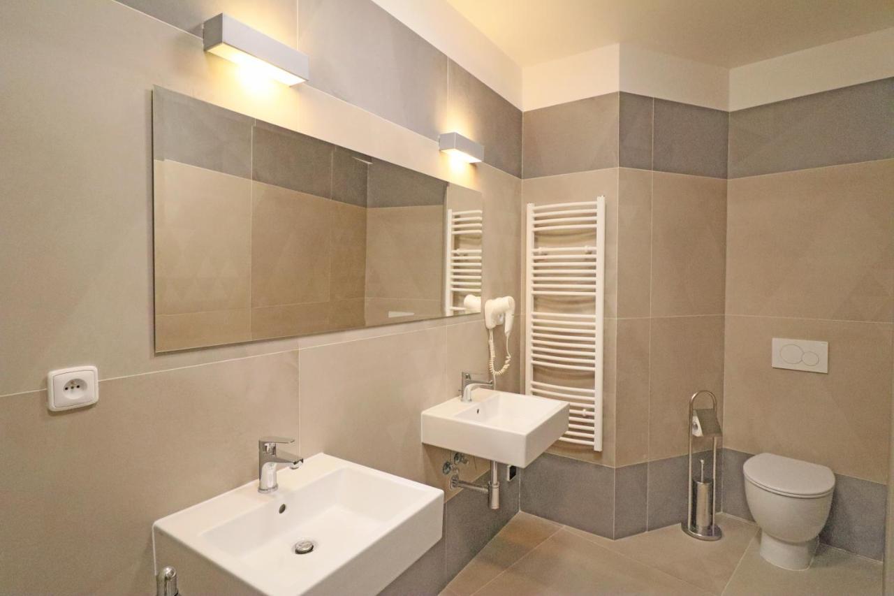 Vincanto Rooms Old Town Praga Esterno foto